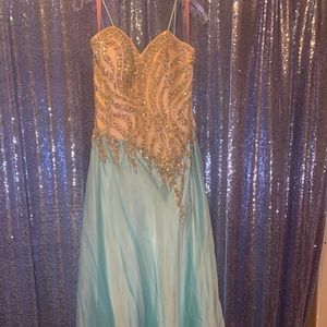Prom/pageant dress